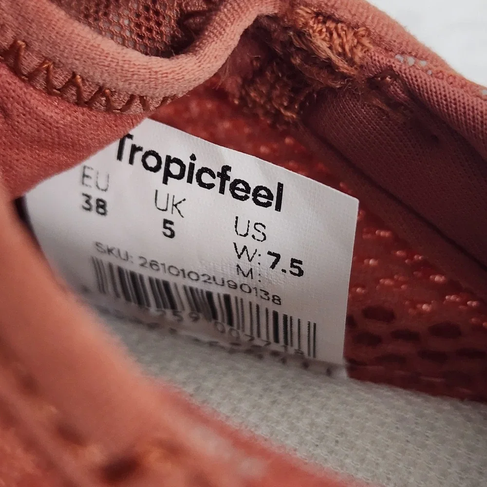 Tropicfeel Sunset Womens US 7.5 Sneakers Ginger Red White Low Top Athletic Shoes